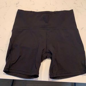 Lululemon biking shorts